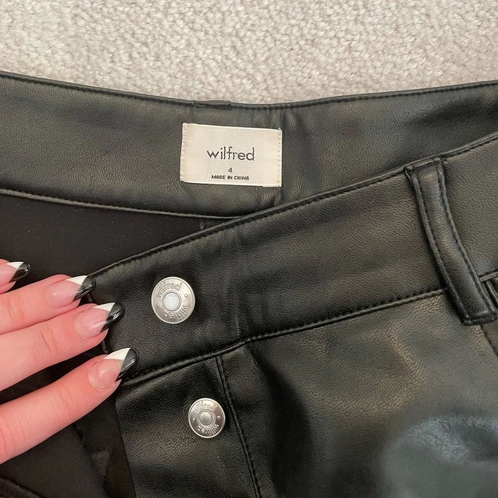 Aritzia Black High-Waisted Pants - Picture 3 of 8